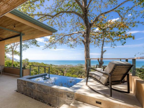 Villa Perla De Mar - Ocean Views & walk to beach